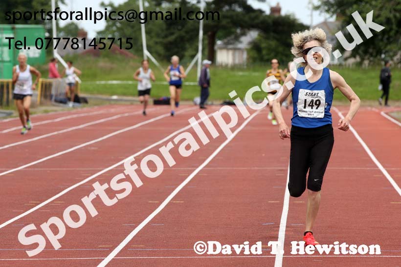 Womens 400 metres 2019 NEMA Track and Field Champs, Monkton. Photo:  David T. Hewitson/Sports for All Pics